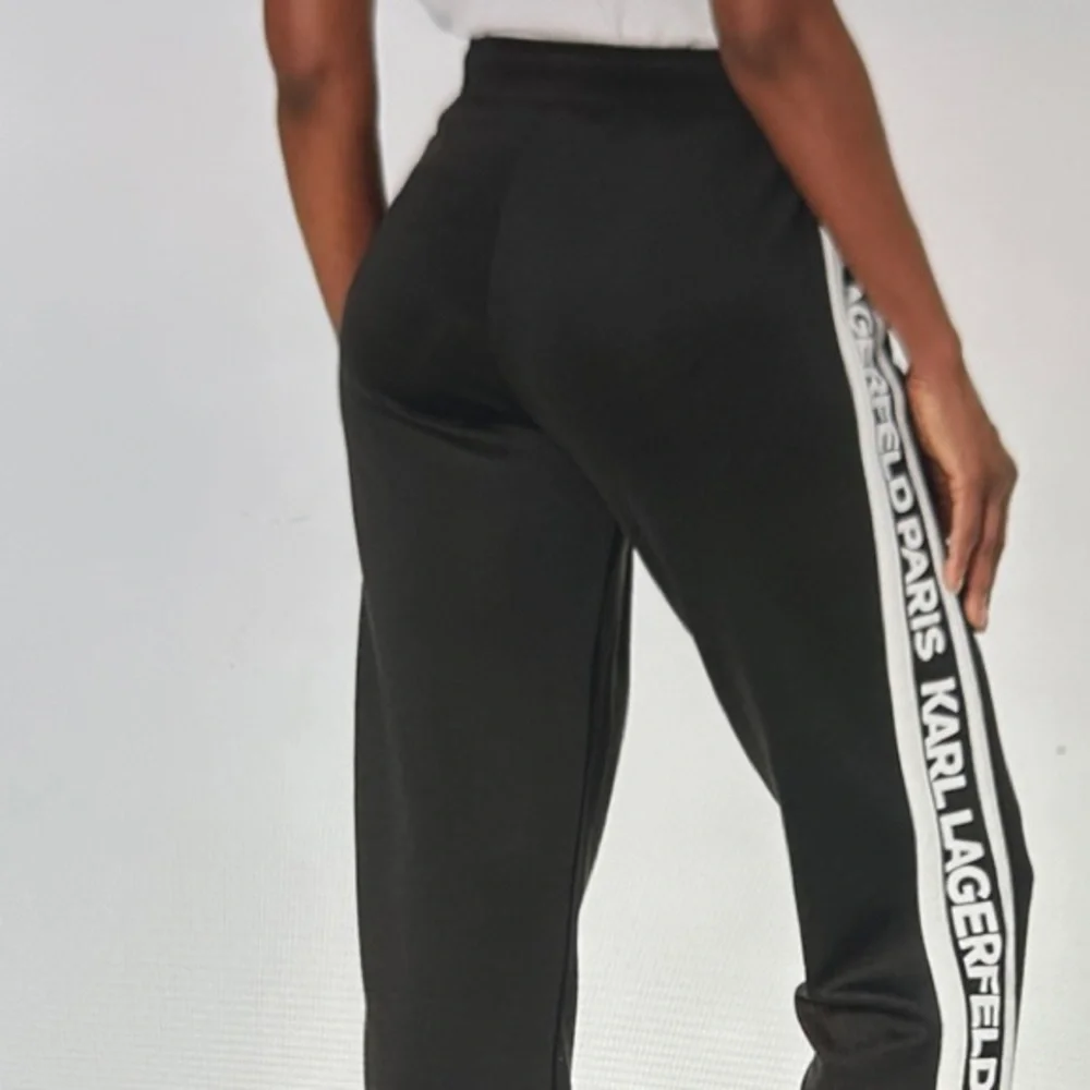 Like New! $110 Karl Lagerfeld Paris Black Joggers with White Stripes sz L - Picture 2 of 15